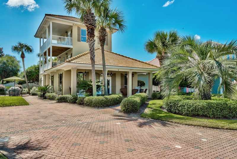 4br/3ba sleeps 16 - Gulf views, 2 pools, Tennis, Beach Pavilion 4br/3ba sleeps 16 - Gulf views, 2 pools, Tennis, Beach Pavilion