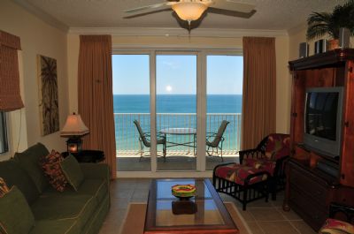 Nice Large Living Room with Plenty of Seating & Breataking Views