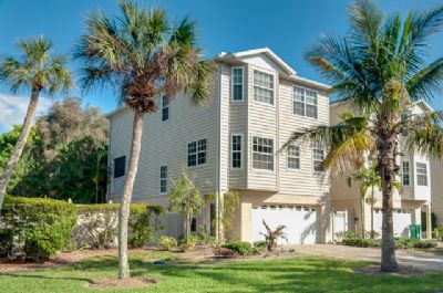 Private Single Family Home in paradise Private Single Family Home in paradise