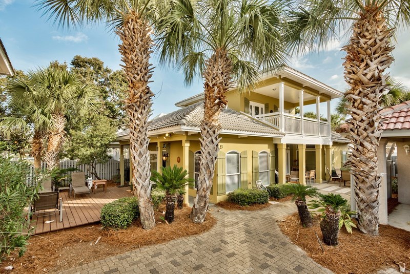 4br/2.5ba sleeps 12