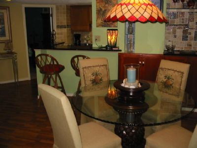 Dinning Ara and Bar Height Counter Top