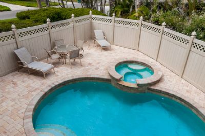 Private pool with spa Private pool with spa
