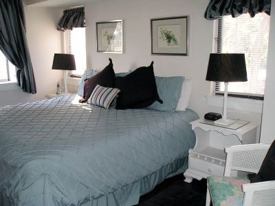 King Bed in 2nd upstairs Master