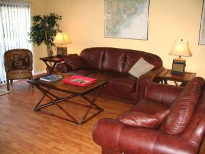 Large Living Area - 1400 sq. ft