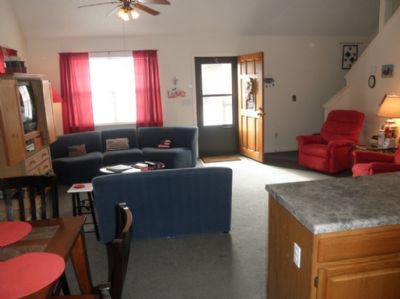 Lower Level Bedroom & Laundry