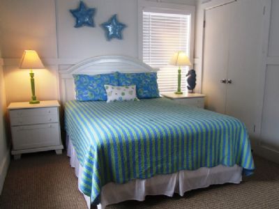 Queen Bedroom