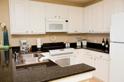 Kitchen with granite countertop and well-equipped for your stay!