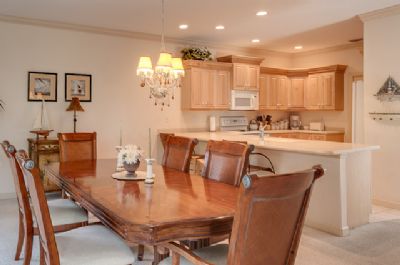 Dining for Eight with 4 at the Kitchen breakfast bar Dining for Eight with 4 at the Kitchen breakfast bar