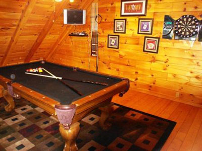 Gameroom Loft w/view, Darts