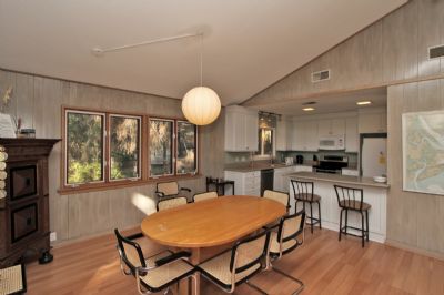 Newly Remodeled Kitchen