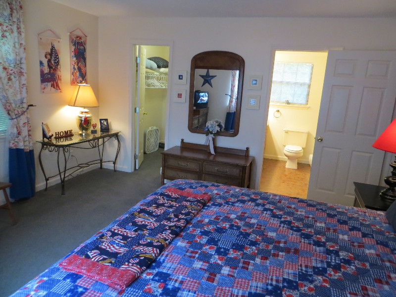 Main Floor Bathroom