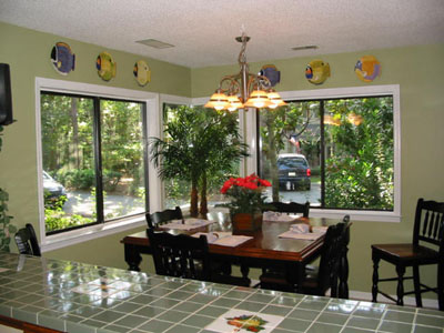 Fully Stocked Large Kitchen