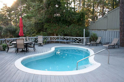 Big Back Deck with lots of Privacy