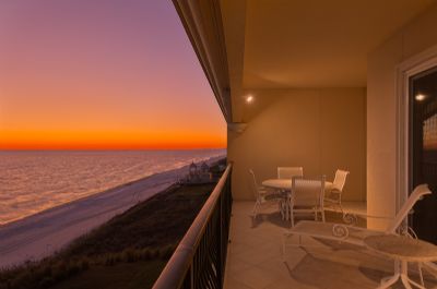 Oversized balcony