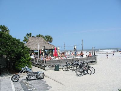 Tiki Hut Bar is only a few feet away