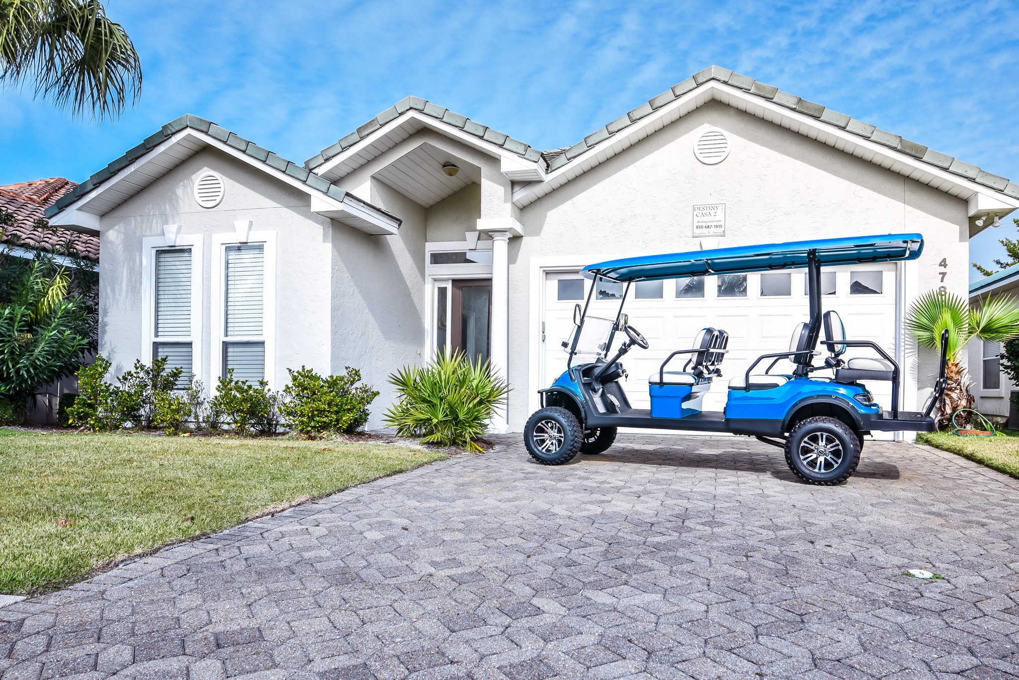 Private Pool - 6 Seater Golf Cart