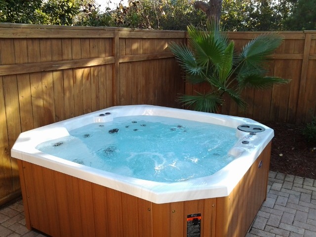 Private Hot tub!