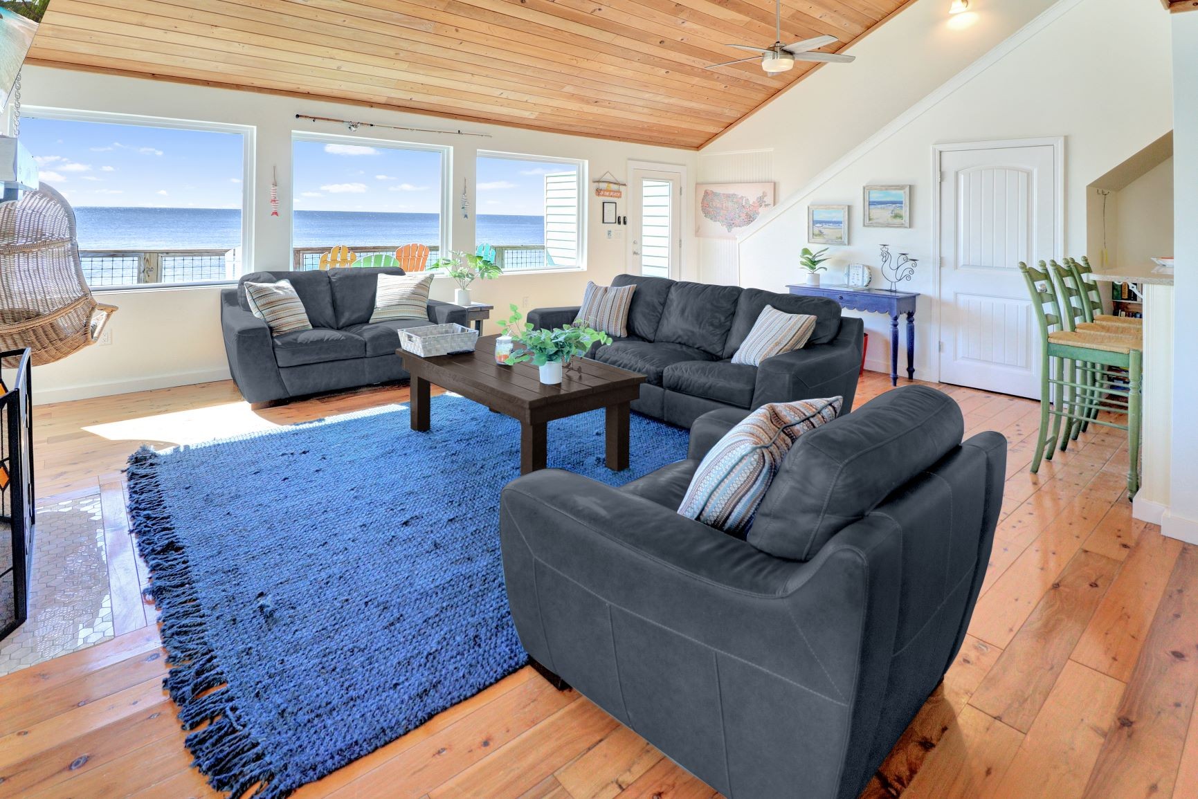 Living Room w/Amazing Gulf Views