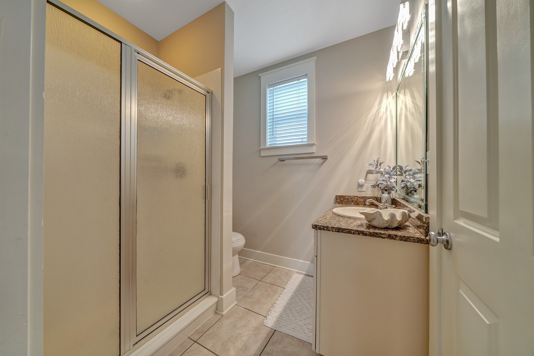 [Bathroom #1] Ideal space to get ready for the day. Great water pressure!