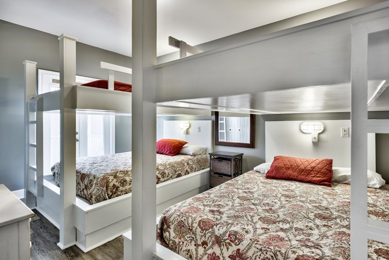 Double twin bunk bedroom- 2nd floor