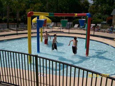 Splash pool areas in the cente