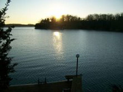 Beautiful view of Lake as sun sets in west
